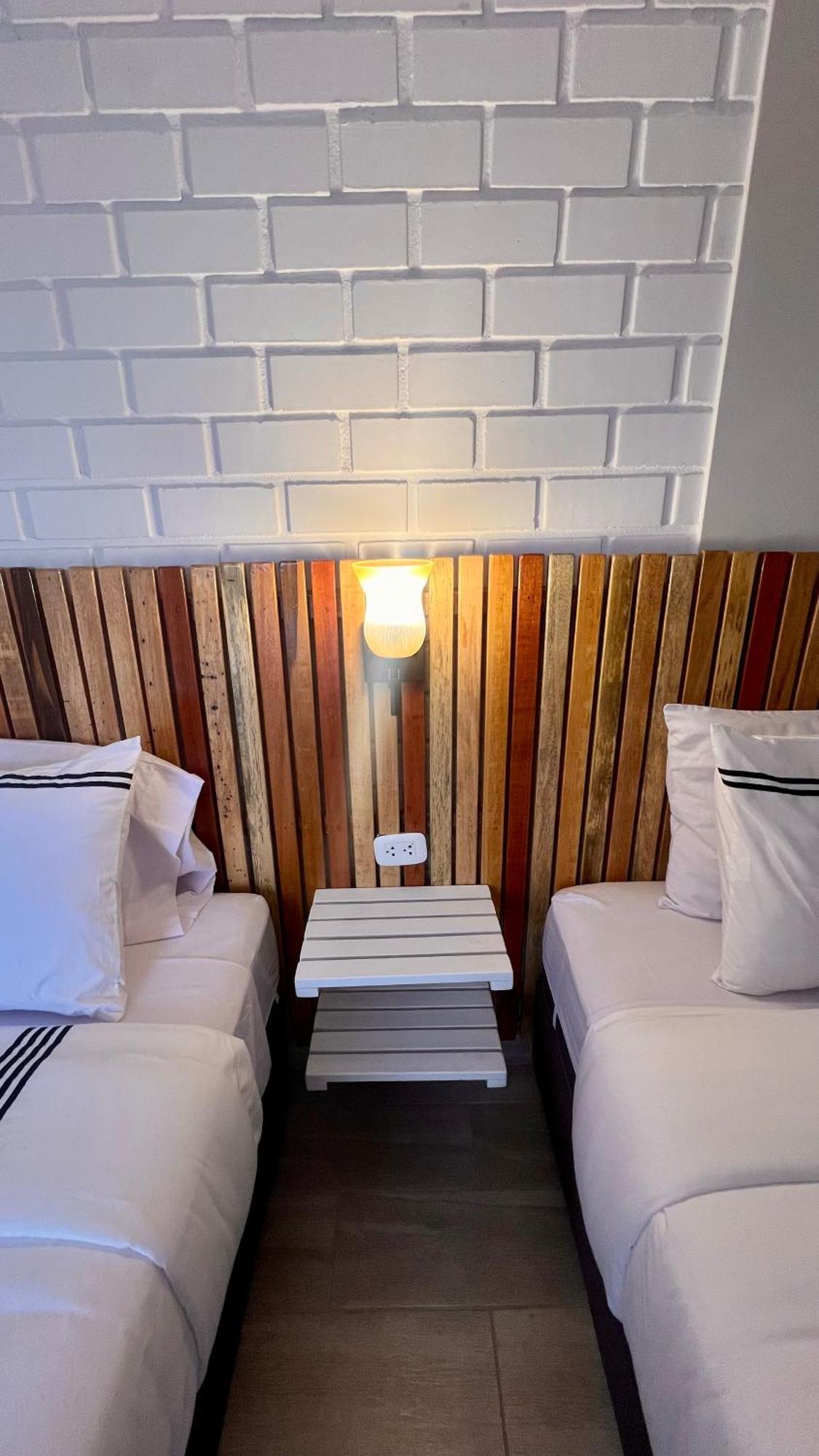 Hotel Aloha Чала Экстерьер фото